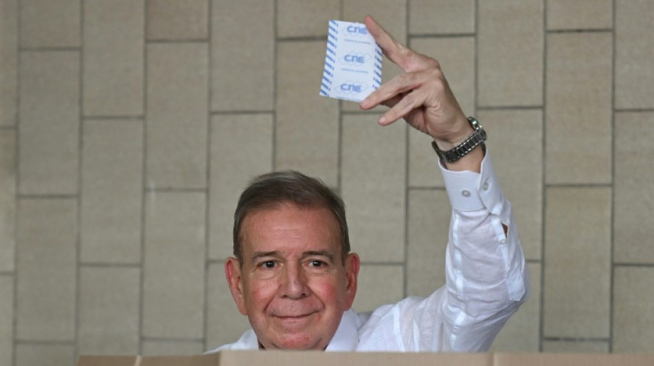 Venezuela: le candidat de l'oppposition n'envisage pas un asile, rejet international du mandat d'arr&ecirc;t contre lui