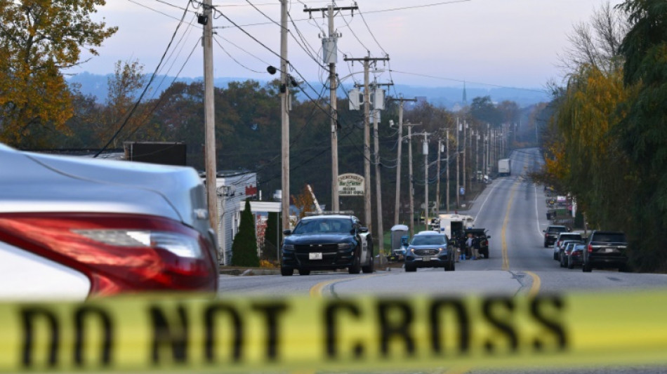 EUA t&ecirc;m novo dia de busca por assassino do Maine
