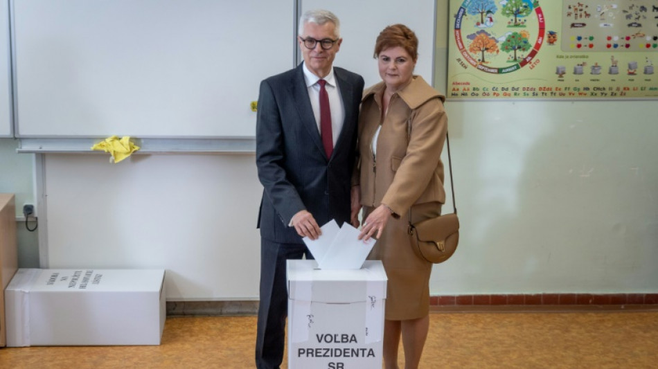 Slowaken bestimmen in Stichwahl neuen Staatspr&auml;sidenten