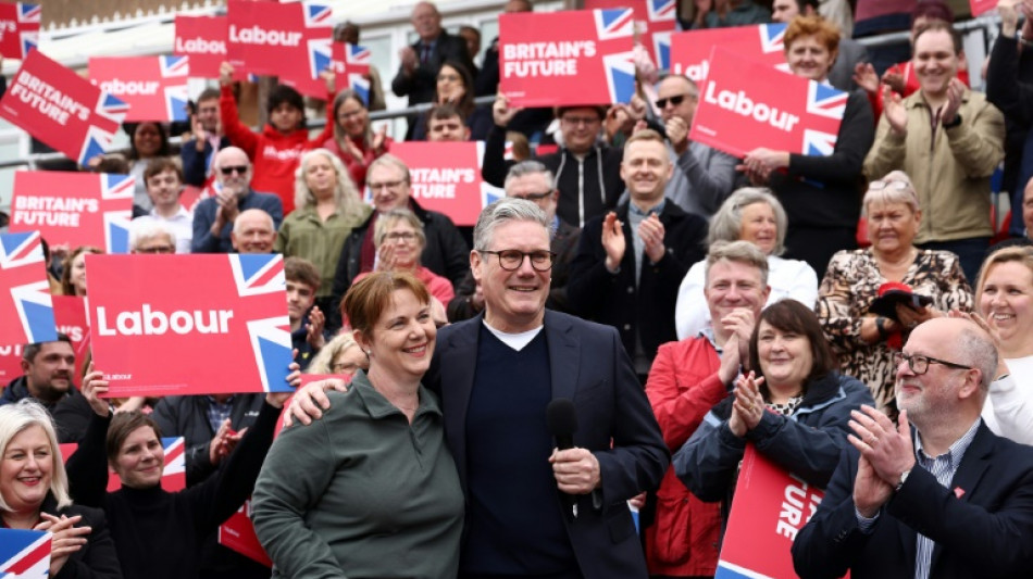 Oppositionelle Labour-Partei triumphiert bei Kommunalwahlen in Gro&szlig;britannien 