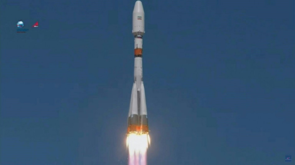 Ir&aacute;n se burla de idea de que su sat&eacute;lite lanzado por Rusia sea para "espionaje"
