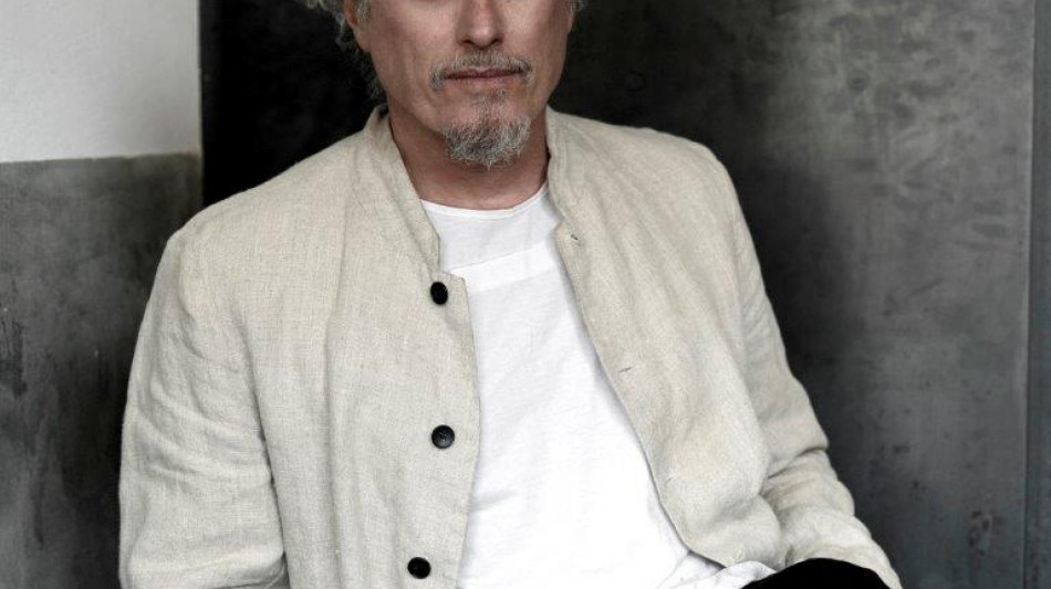 Niccol&ograve; Fabi, video di Nessuna Battaglia con Fondazione Airc