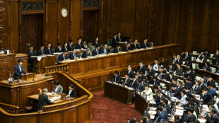 La primera ministra de Jap&oacute;n califica a China de "vecino importante" y promete una relaci&oacute;n estable