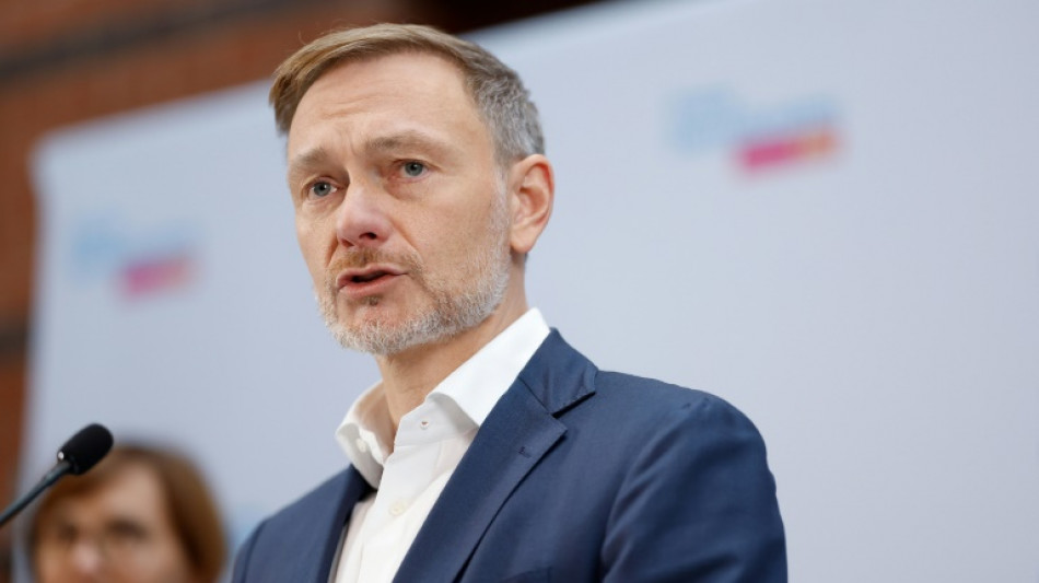 Ex-Wahlkampfberater spottet &uuml;ber Lindner - Sprecher des FDP-Chefs kritisiert Ton