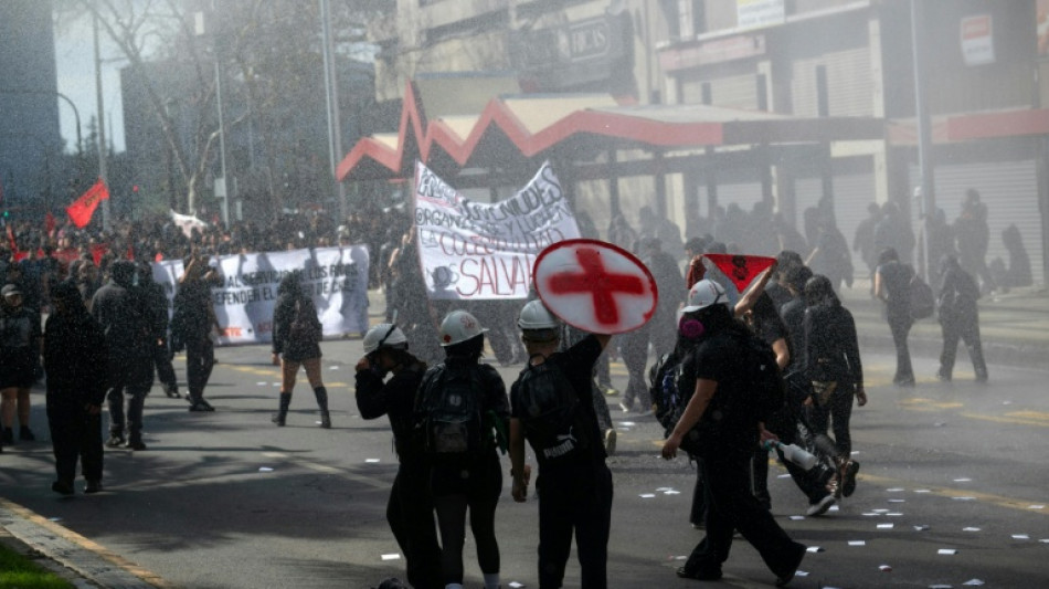 Chile protesters see shades of Pinochet in new security plan