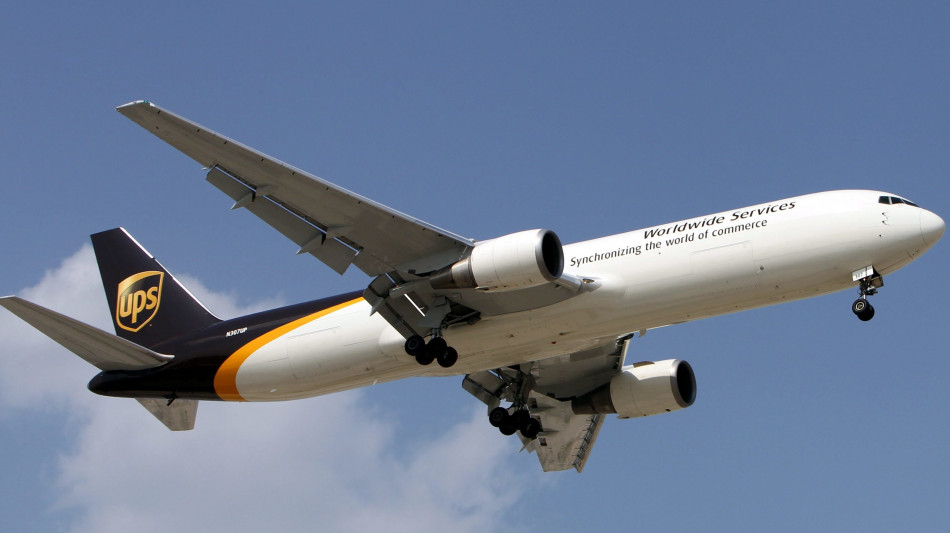 Aereo cargo si schianta in Kentucky