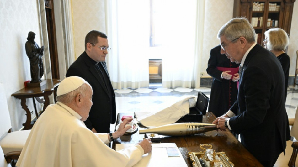 Bach recuerda que papa Francisco le inspir&oacute; para crear equipo de refugiados