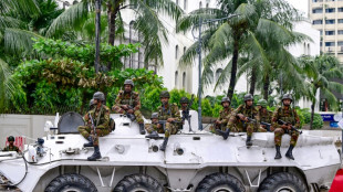 Armeechef: Bangladeschs Regierungschefin Scheich Hasina zur&uuml;ckgetreten