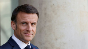 Macron verspricht neuen Regierungsstil und schlie&szlig;t vorzeitigen R&uuml;cktritt aus