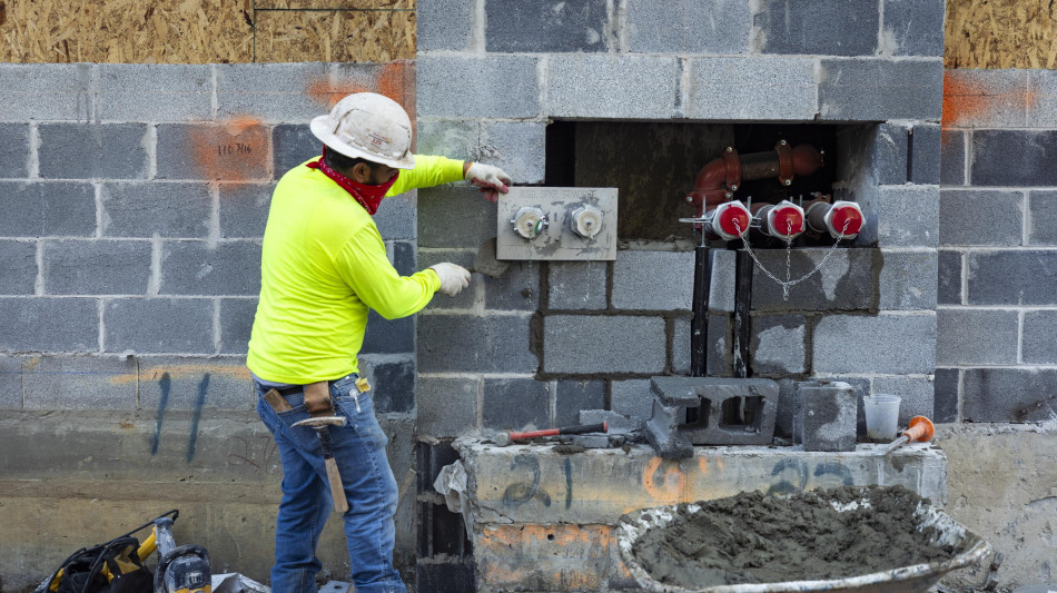 Richieste sussidi disoccupazione in Usa calano a 221.000 unit&agrave;