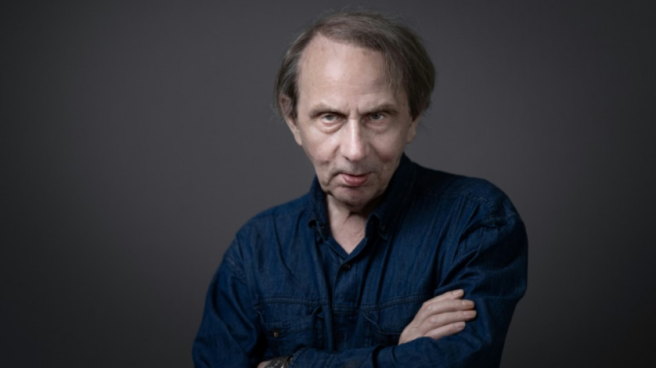 Escritor francês Michel Houellebecq é considerado muito ofensivo pela IA