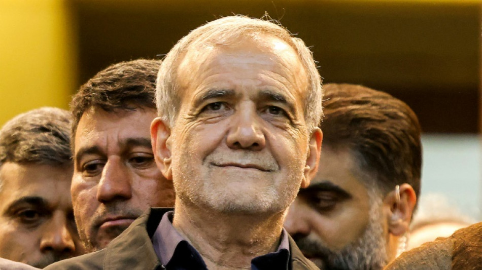 Chamenei gew&auml;hrt neuem iranischen Staatschef Peseschkian offiziell Pr&auml;sidentschaftsbefugnisse 