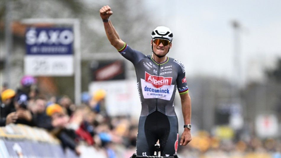 Cyclisme: Van der Poel vainqueur de l'E3 Classic, six jours après Sanremo