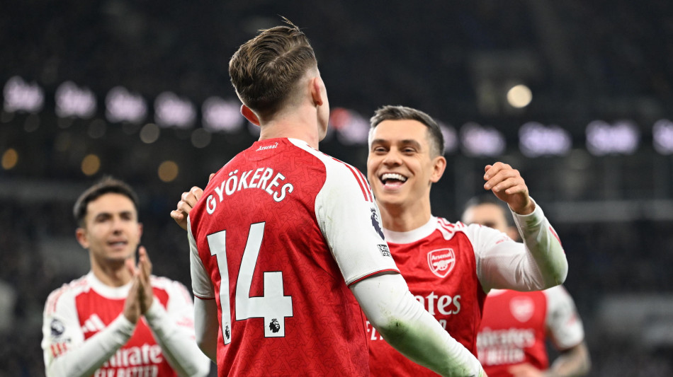 Premier League: l'Arsenal vince e tiene a distanza il City