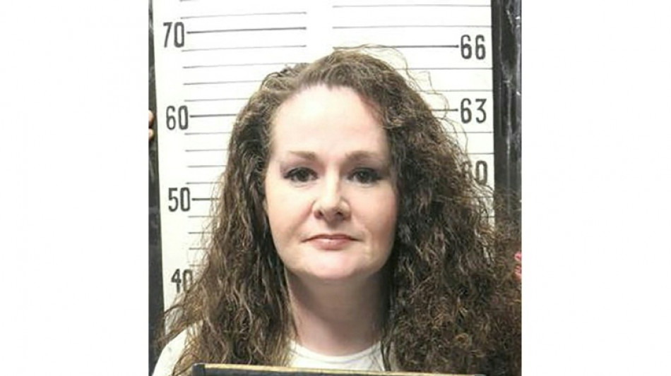 Botched US execution leaves murderer unconscious on ventilator: lawyers