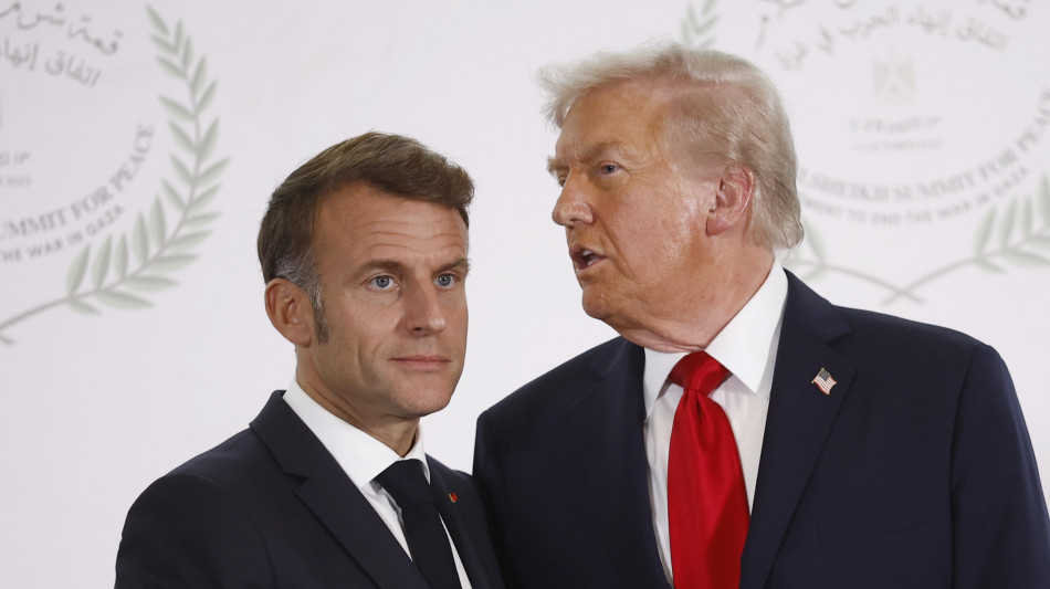 Eliseo, 'inaccettabili le minacce di Trump di dazi sul vino francese'