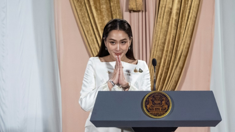 Thailands neue Ministerpr&auml;sidentin tritt nach Ernennung durch K&ouml;nig offiziell ihr Amt an