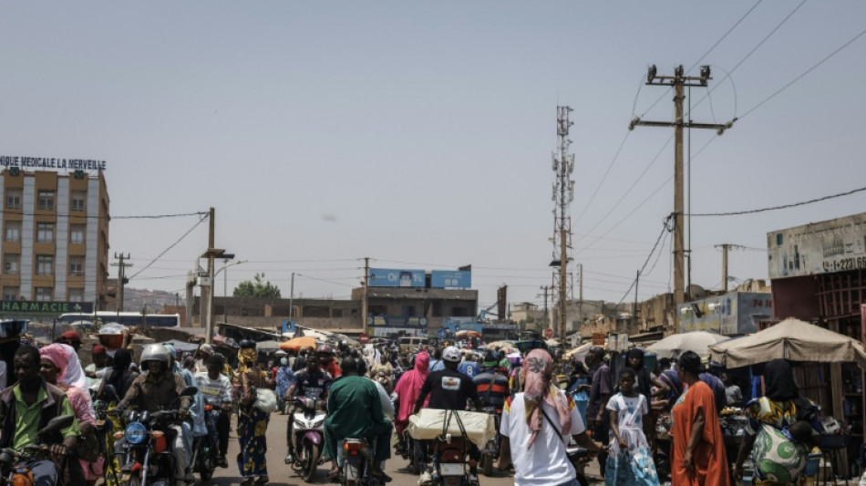 Chefe da junta militar do Mali recebe embaixador da R&uacute;ssia