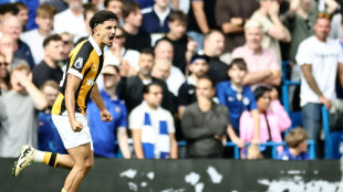 Hull hold Chelsea, Liverpool fail to beat Fulham in Premier League