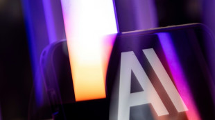 Pour ou contre l'IA pour les devoirs? Dans certaines universit&eacute;s am&eacute;ricaines, la question fait d&eacute;bat
