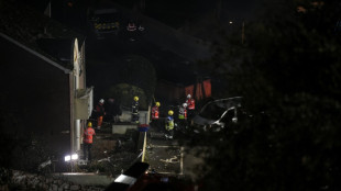 Les recherches nocturnes continuent apr&egrave;s une explosion meurti&egrave;re sur l'&icirc;le de Jersey