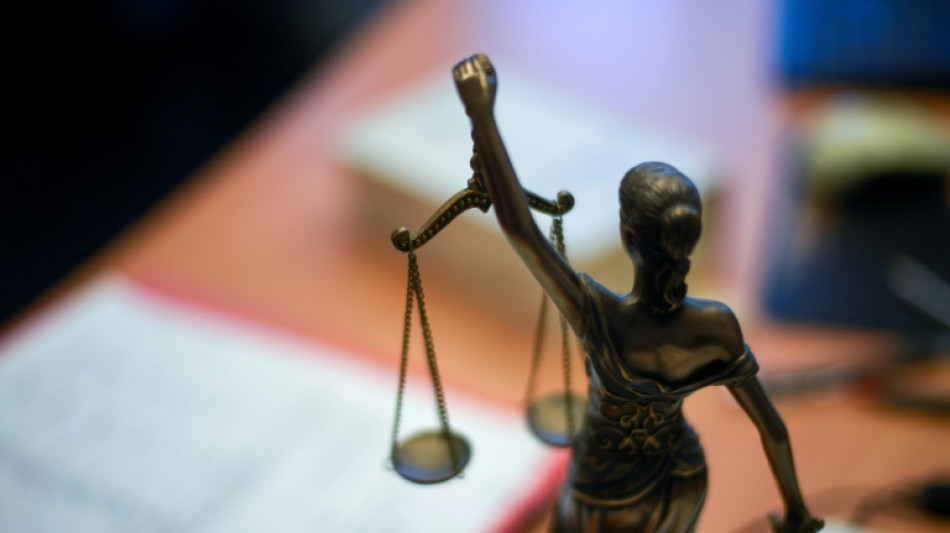 Fast neun Jahre Jugendhaft f&uuml;r Mord an schlafender 14-J&auml;hriger