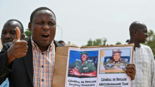 El r&eacute;gimen militar de N&iacute;ger nombra gobierno antes de la cumbre de &Aacute;frica occidental