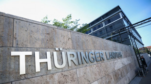 Th&uuml;ringer Landtag zusammengetreten: AfD-Alterspr&auml;sident unterbricht Sitzung mehrfach