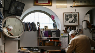 Conhe&ccedil;a um dos &uacute;ltimos alfaiates do Vaticano