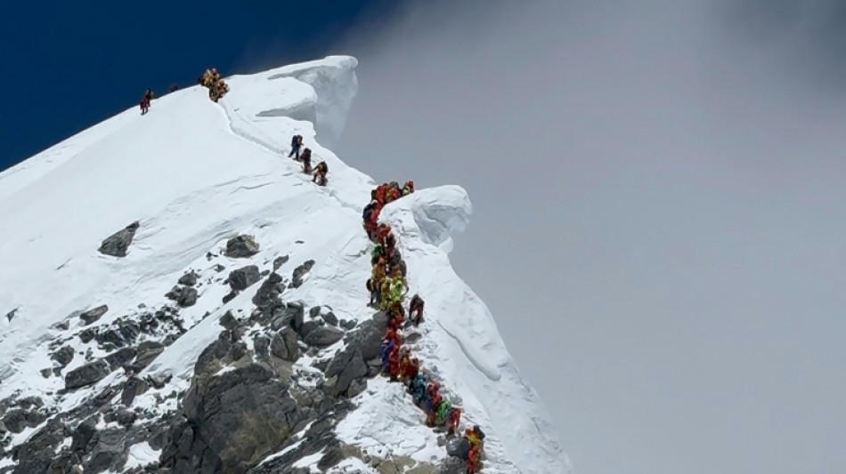 Climat : au N&eacute;pal, le cri d'alarme du fils du premier vainqueur de l'Everest