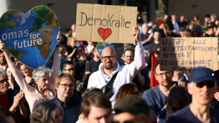 Solidarit&auml;tskundgebungen in Berlin und Dresden nach Angriff auf SPD-Politiker Ecke