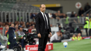Calcio: Allegri, Juve lotterà per titolo serve passo avanti