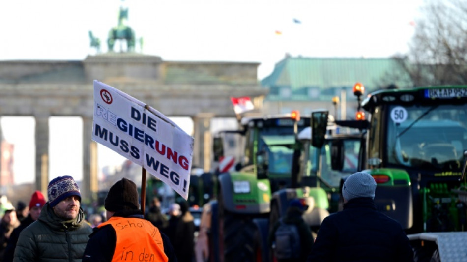 Bauernproteste: Ampel-Fraktionen suchen Gespr&auml;ch - Scholz trifft Bauern in Cottbus