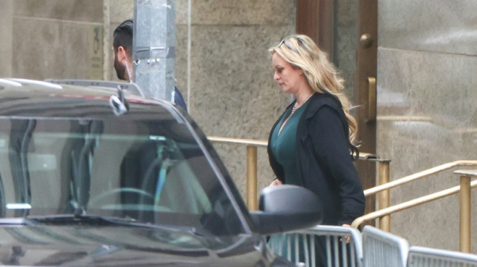 Le proc&egrave;s Trump entre dans une phase d&eacute;cisive apr&egrave;s le t&eacute;moignage choc de Stormy Daniels