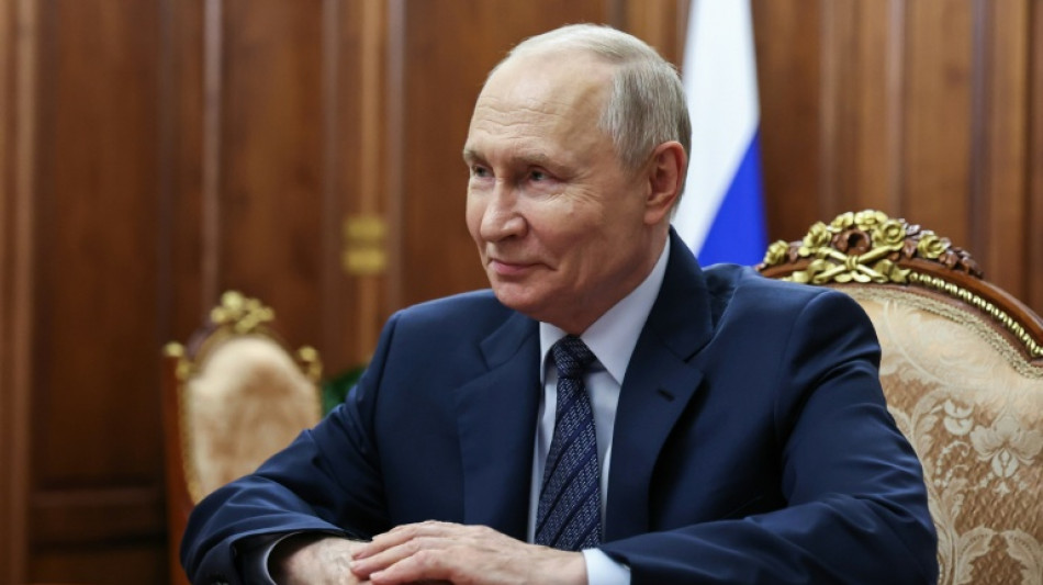 Partido de Putin vence elei&ccedil;&otilde;es legislativas russas por ampla margem