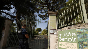 I ladri del museo in Costa Azzurra hanno lasciato met&agrave; del bottino nella fuga