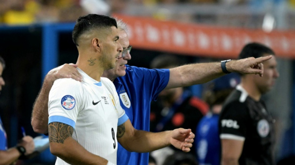 Luis Su&aacute;rez critica postura de Bielsa na sele&ccedil;&atilde;o do Uruguai