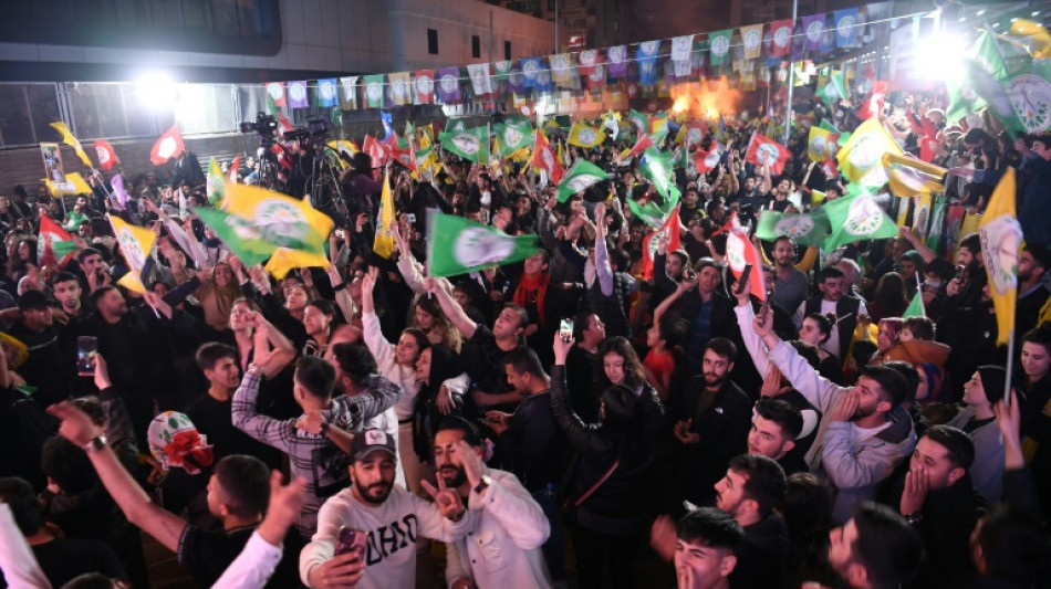 Proteste nach Ausschluss von pro-kurdischem Kandidaten bei Kommunalwahl in Ostt&uuml;rkei