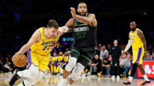 Play-offs NBA: les Lakers de LeBron James éliminés au premier tour par Minnesota
