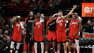 NBA: Houston qualifié en play-offs, fin de série pour Boston